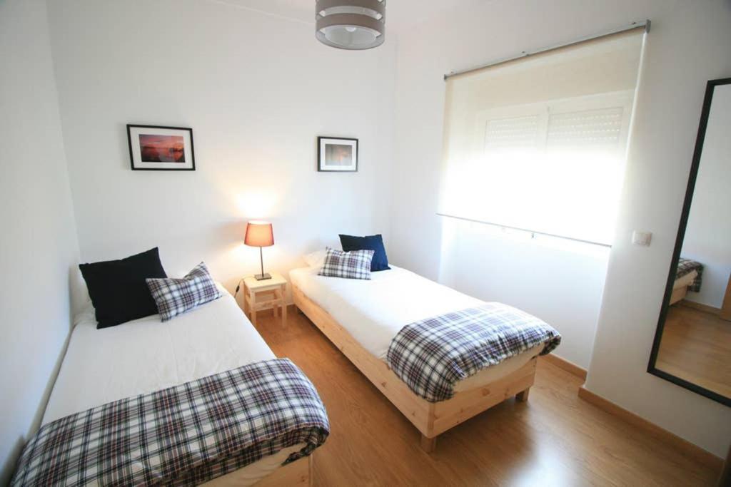 D. Joao I Apartment Almada Exteriör bild